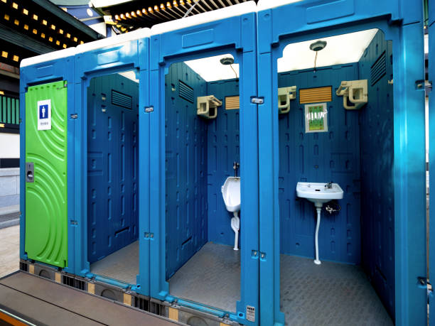 Best Portable toilet rental cost  in Oak Park, MI